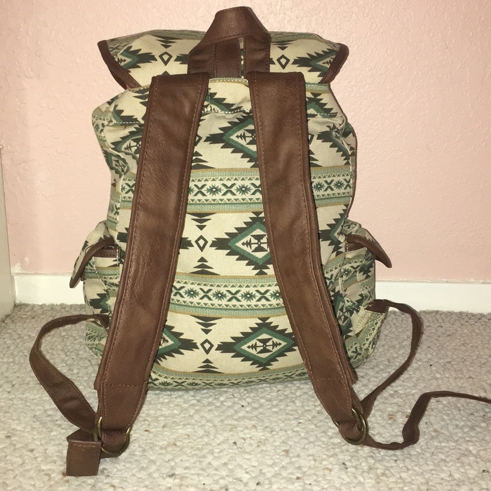 Small Mudd Tribal Backpack - Picture 2 of 7